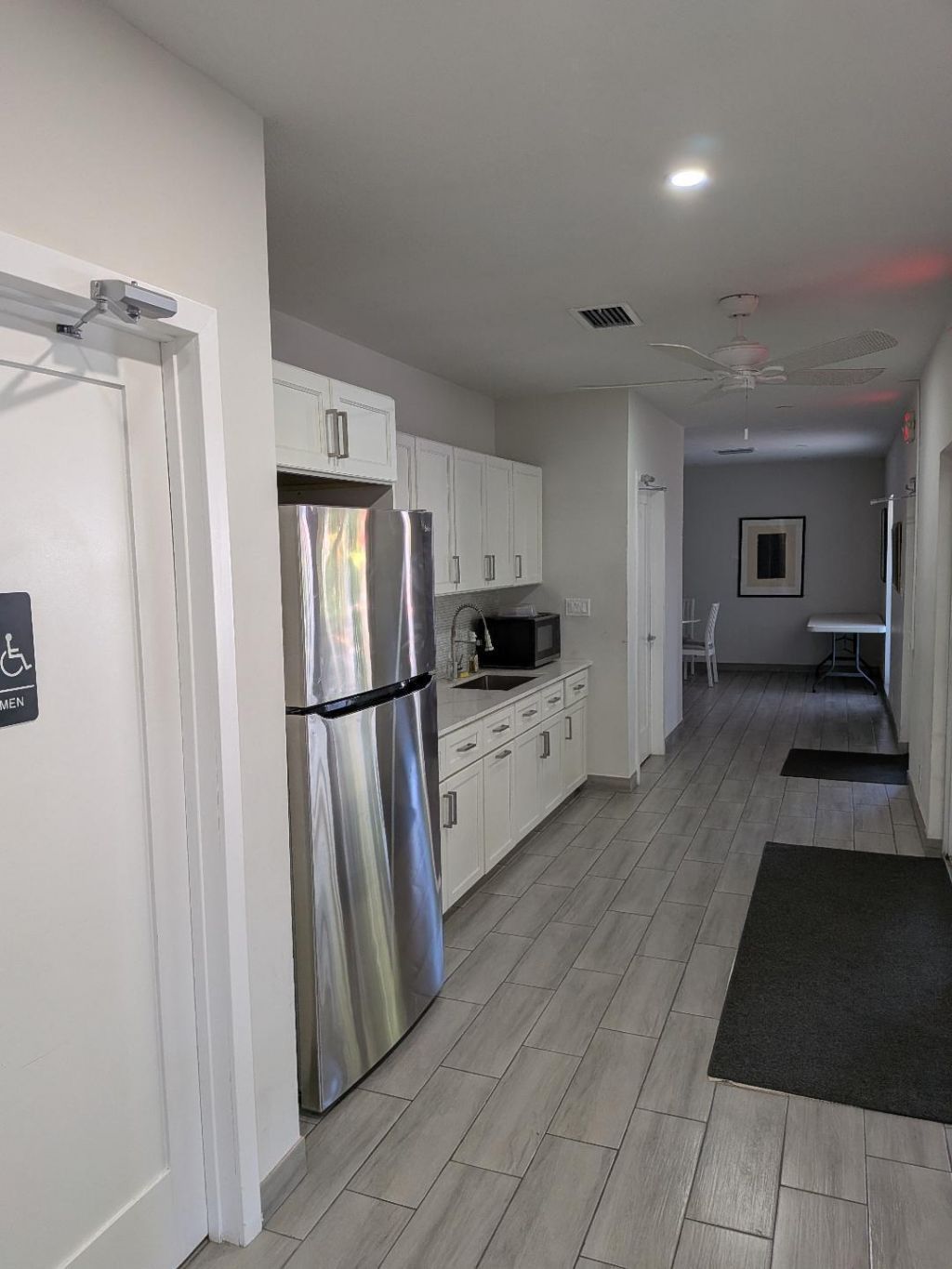 907 Cypress Terrace, Unit 205, Pompano Beach, FL 33069 Photo