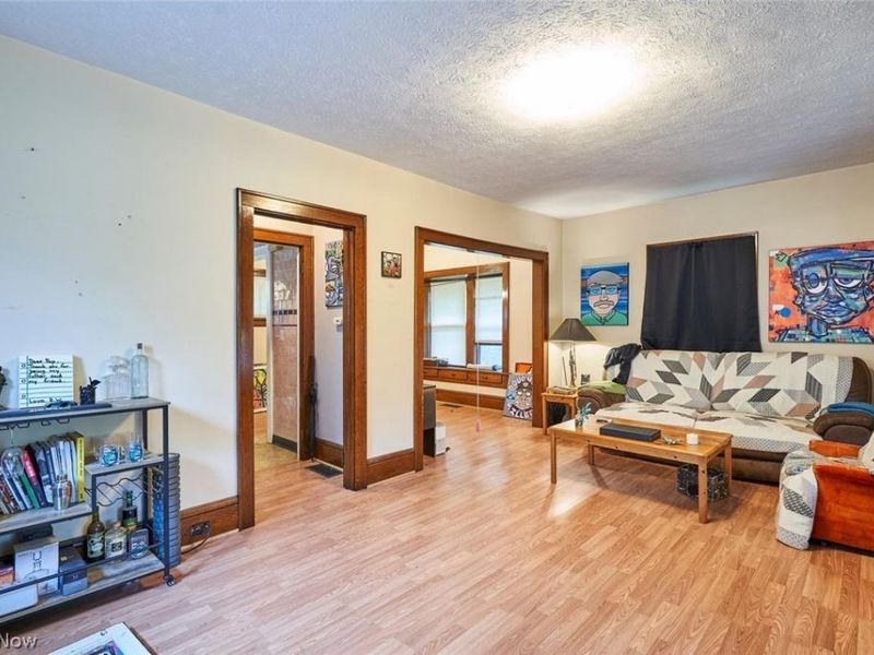 446 E Voris Street, Akron, OH 44311 Photo 6