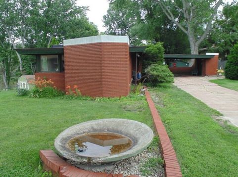 Main Photo