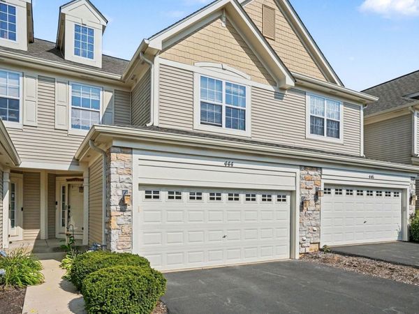 444 Vaughn Circle , Aurora, IL 60502