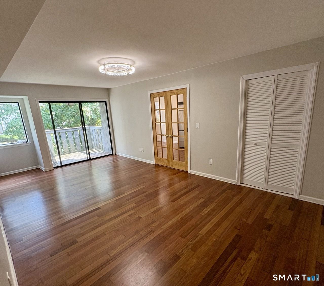 13 Cedar, Unit E, East Haven, CT 06513 Main Photo