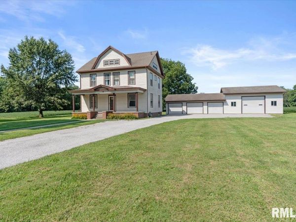 726 N MAIN Street, Palmyra, IL 62674