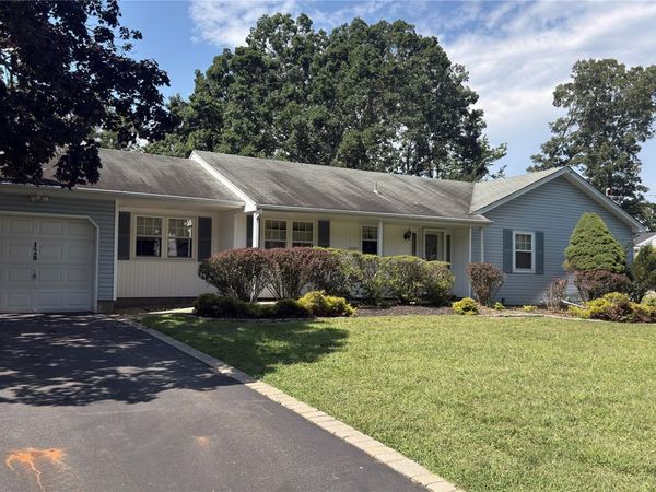 128 Rocky Point Landing Road , Rocky Point, NY 11778
