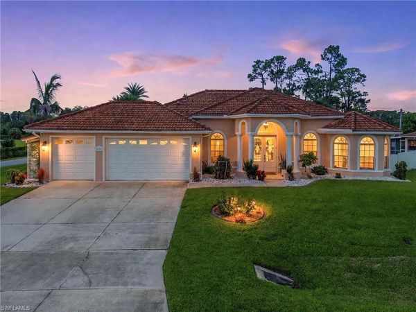 2606 E 9th ST , LEHIGH ACRES, FL 33936
