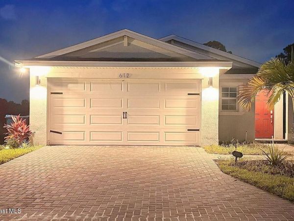 612 Papillon Street SW , Palm Bay, FL 32908