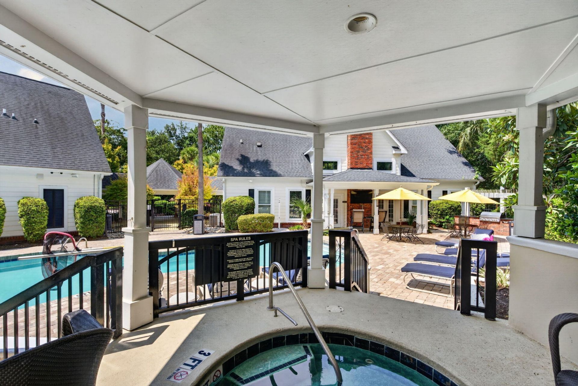 45 Sycamore Avenue Photo 34