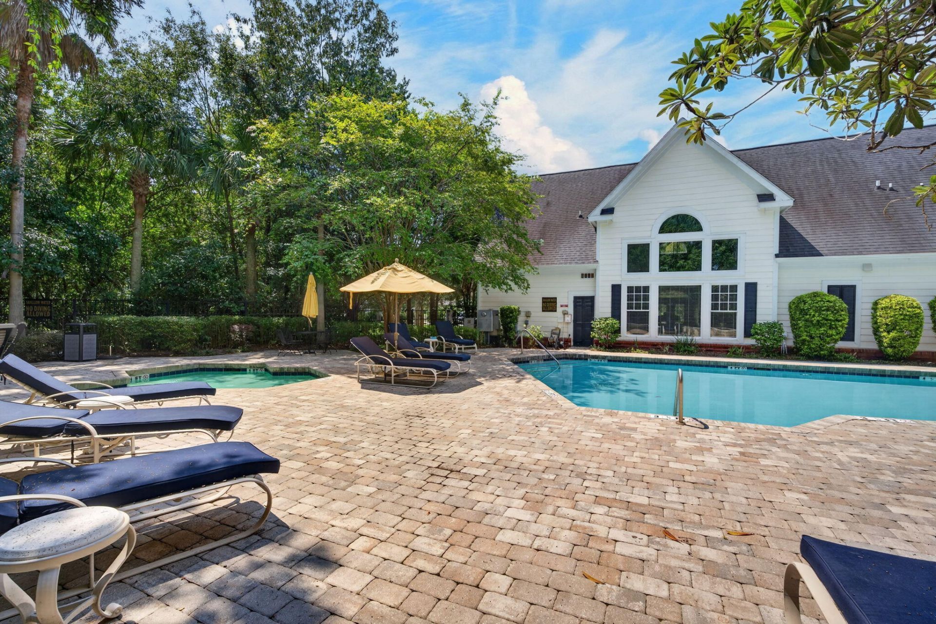 45 Sycamore Avenue Photo 35