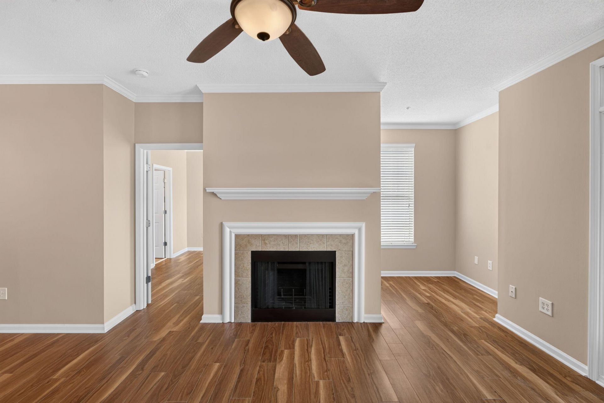 45 Sycamore Avenue Photo 4