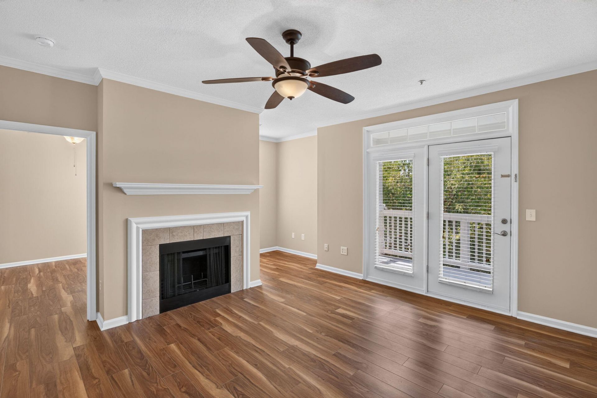 45 Sycamore Avenue Photo 9