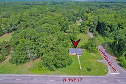 4126 N Highway 17 photo 4
