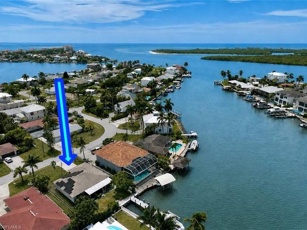 105 Jamaica DR , NAPLES, FL 34113