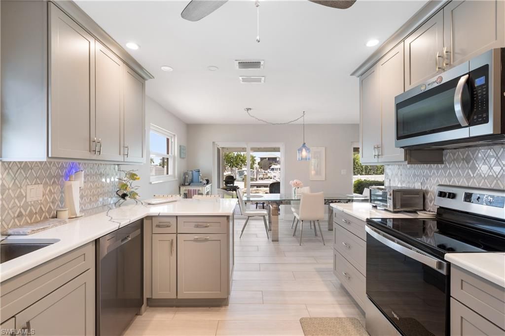 105 Jamaica Dr, Naples, FL 34113 Photo