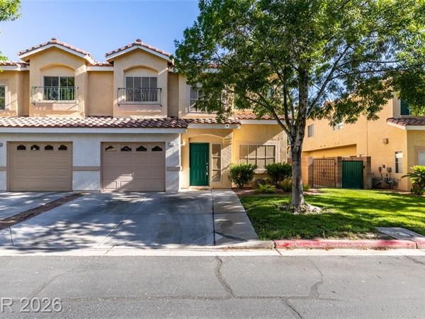 6532 Angel Mountain Avenue , Las Vegas, NV 89130