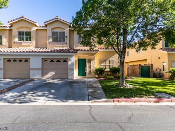 6532 Angel Mountain Avenue , Las Vegas, NV 89130