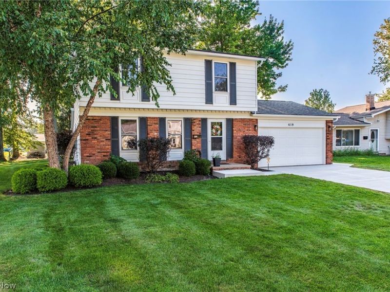 419 Ridgewood Drive, Eastlake, OH 44095 Photo 3