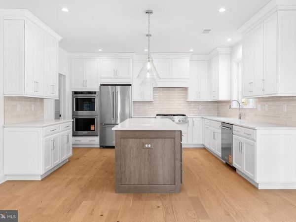 101 LEXINGTON MANOR , GLENMOORE, PA 19343