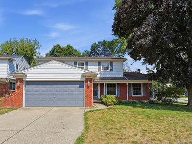 15108 Farmbrook Drive, Plymouth Township, Mi 48170