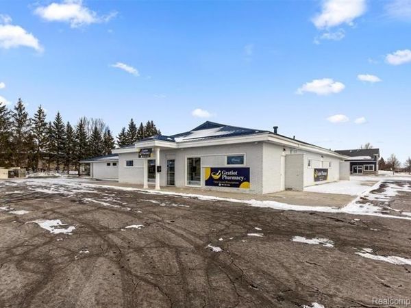 245 E Warwick Drive , Alma, Mi 48801