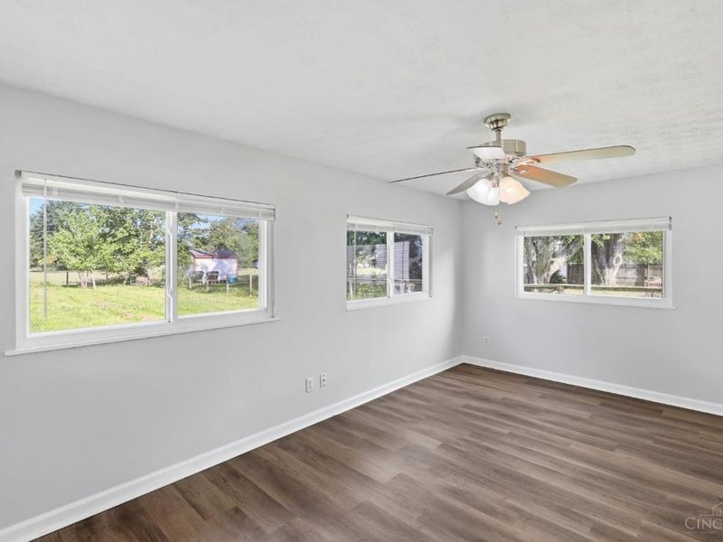519 S Union Street, Bethel, OH 45106 Photo 3