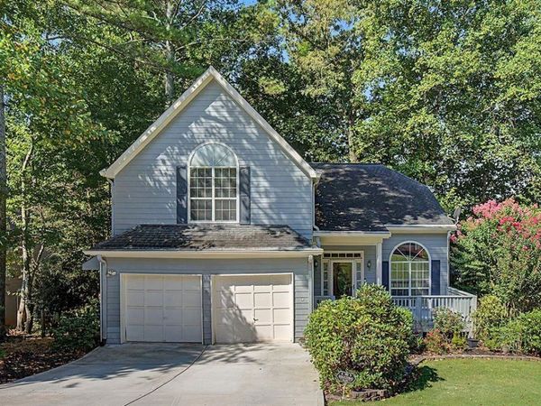1011 Braelin Court, Woodstock, GA 30189