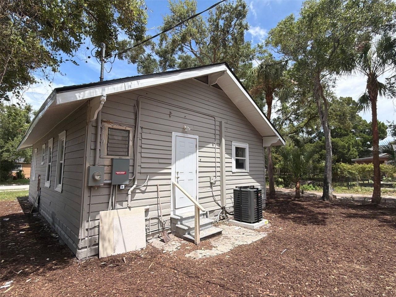 610 28th Avenue S, Saint Petersburg, FL 33705 Photo