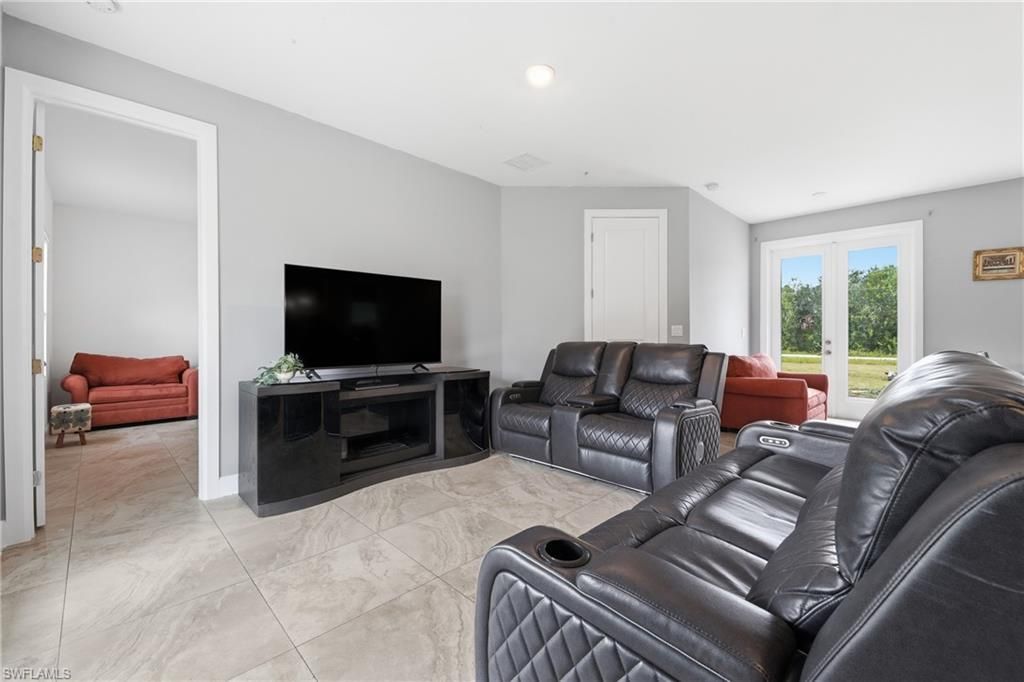 4240 62nd Ave Ne, Naples, FL 34120 Photo