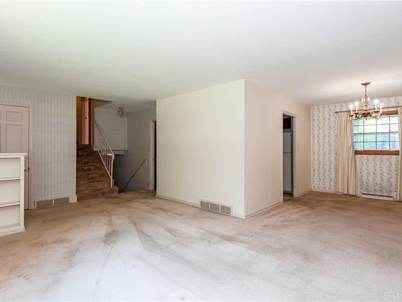 5273 Bittersweet Drive, Washington Township, OH 45429 Photo 6