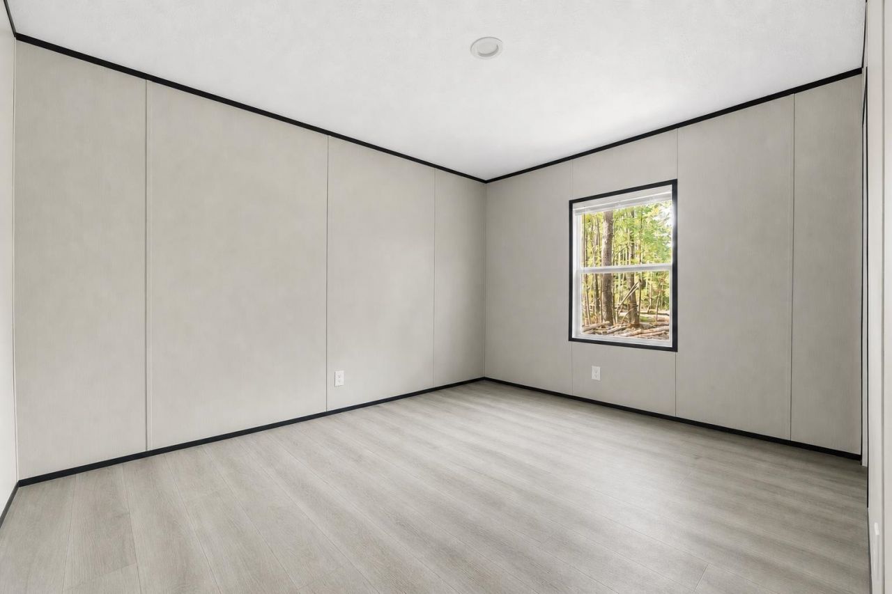 215 Eva Dr.  Photo 11