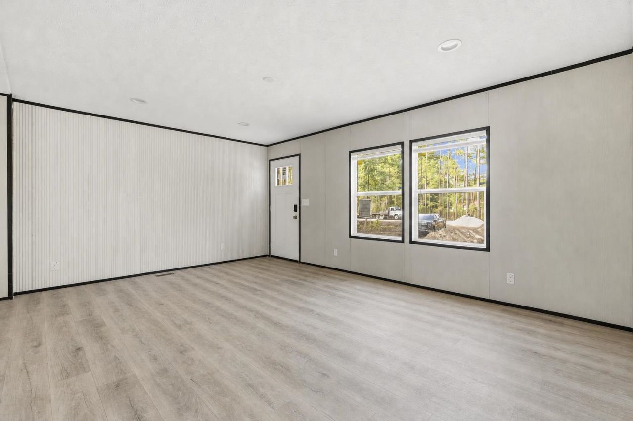 215 Eva Dr.  Photo 20