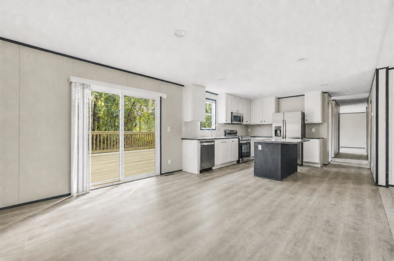 215 Eva Dr.  Photo 6