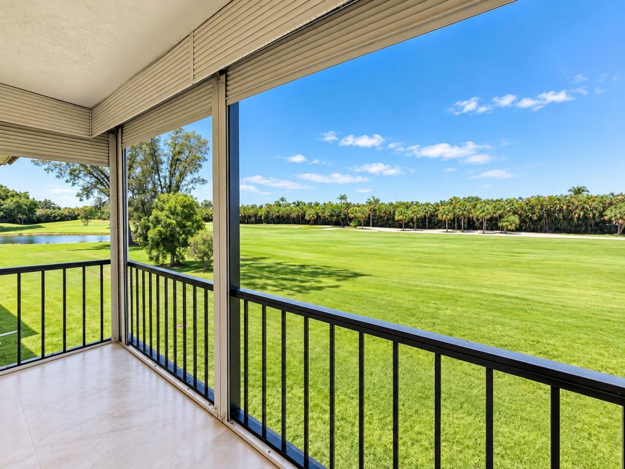 9411 N Hollybrook Lake Drive, Unit 310, Pembroke Pines, FL 33025 Photo