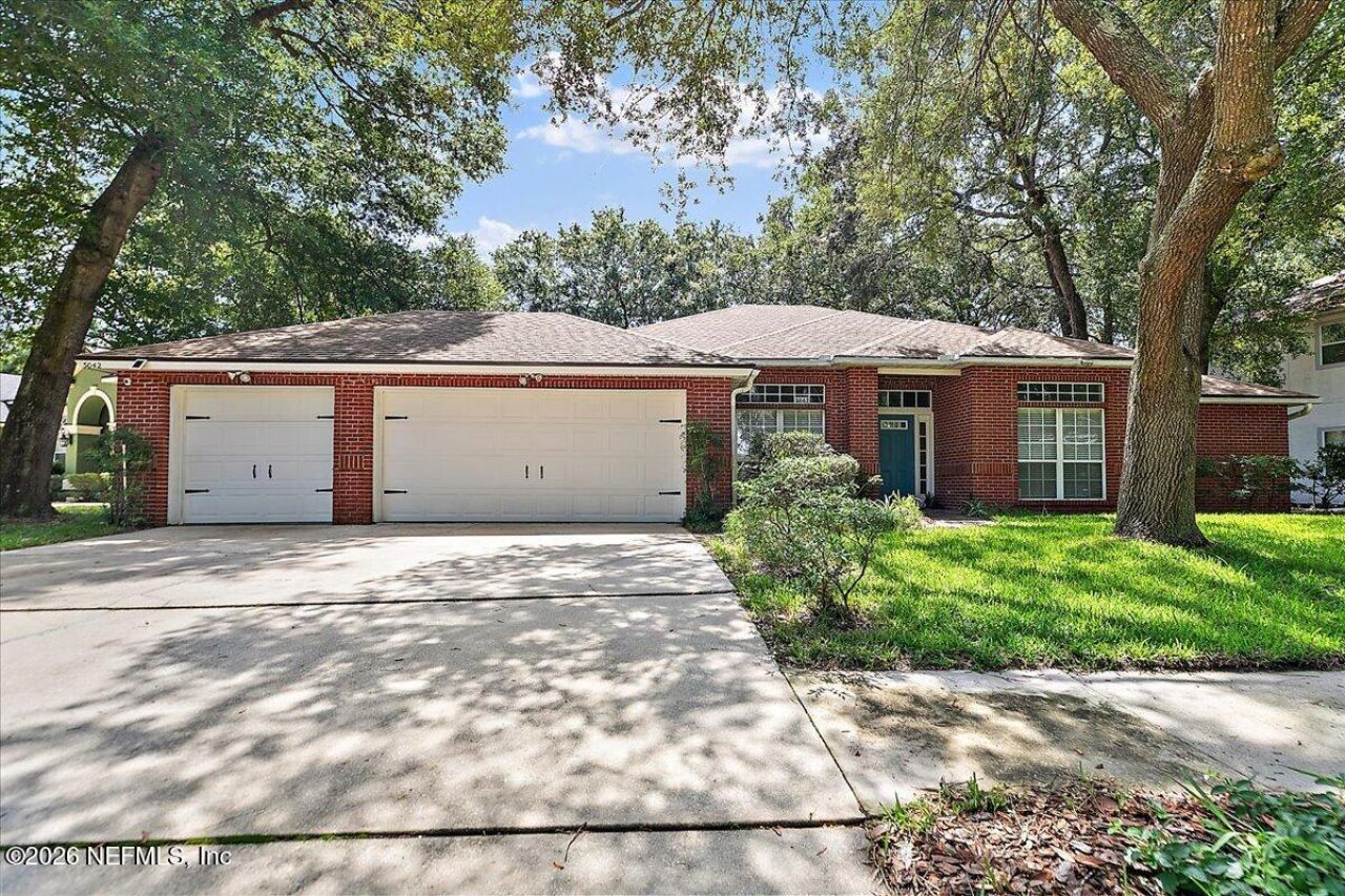 3042 DONATO Drive N Jacksonville, FL 32226