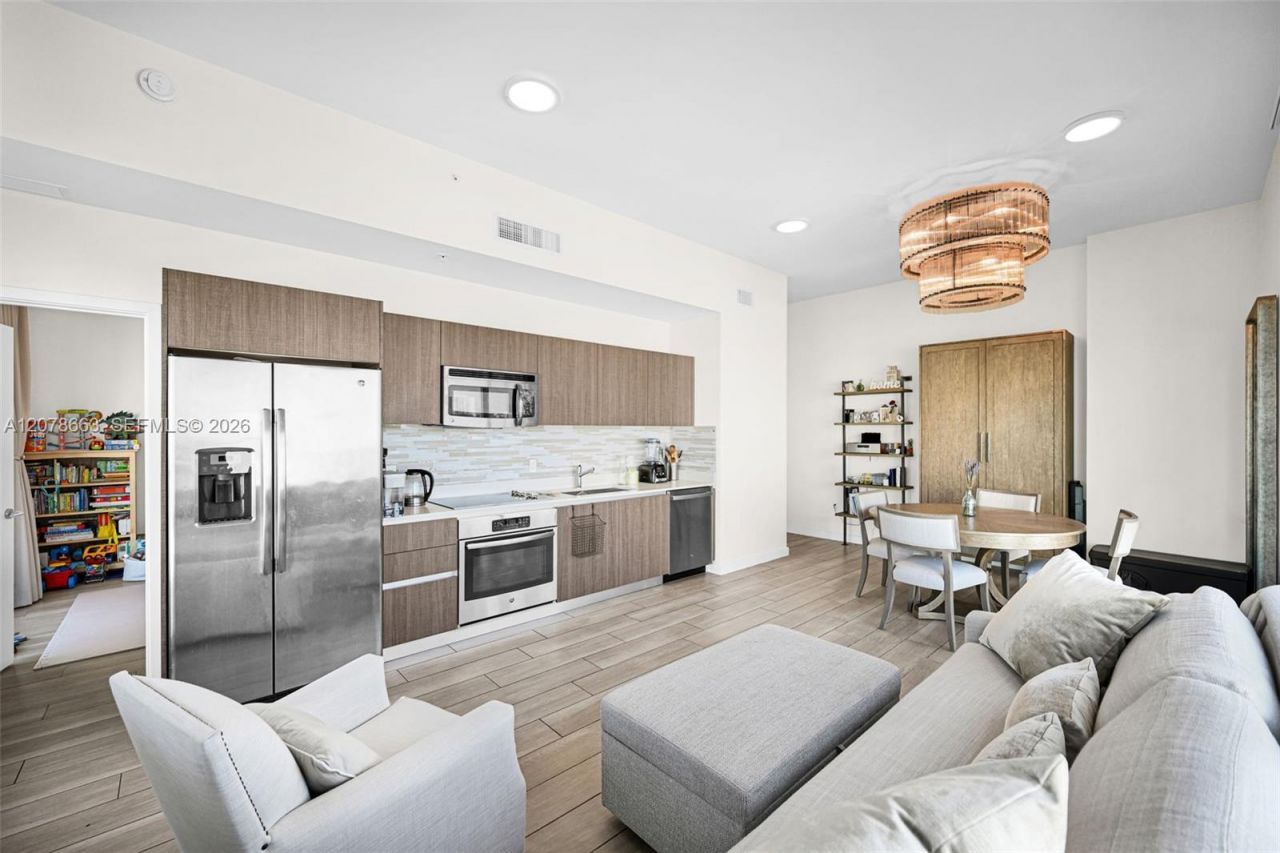 1600 SW 1st Ave , Unit 802, Miami, FL 33129 Photo