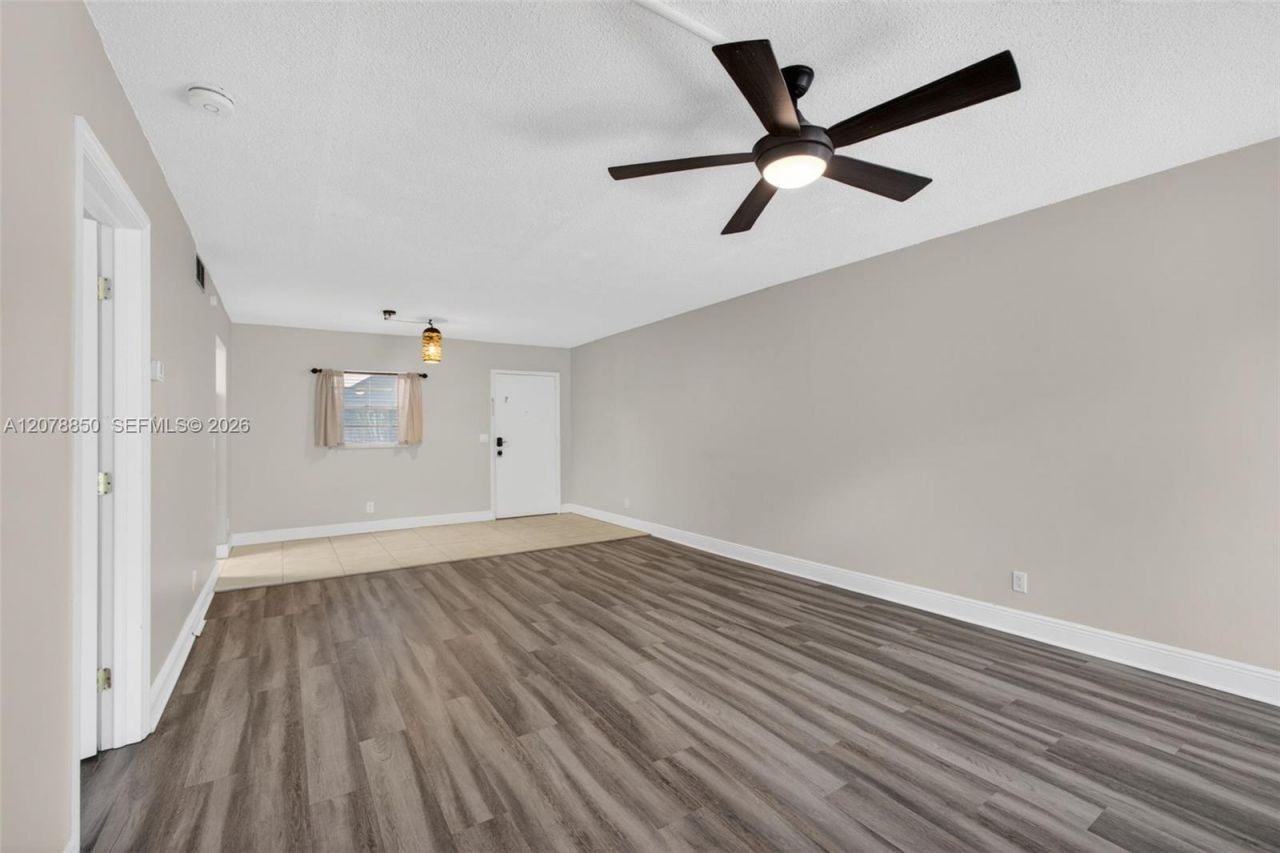 725 Hummingbird Way , Unit 109, North Palm Beach, FL 33408 Photo