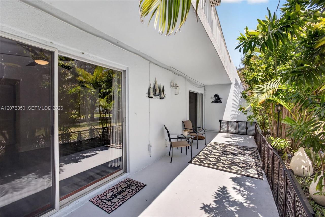 725 Hummingbird Way , Unit 109, North Palm Beach, FL 33408 Photo