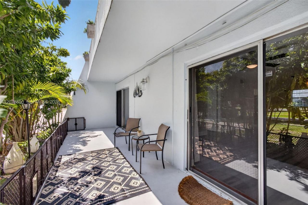 725 Hummingbird Way , Unit 109, North Palm Beach, FL 33408 Photo