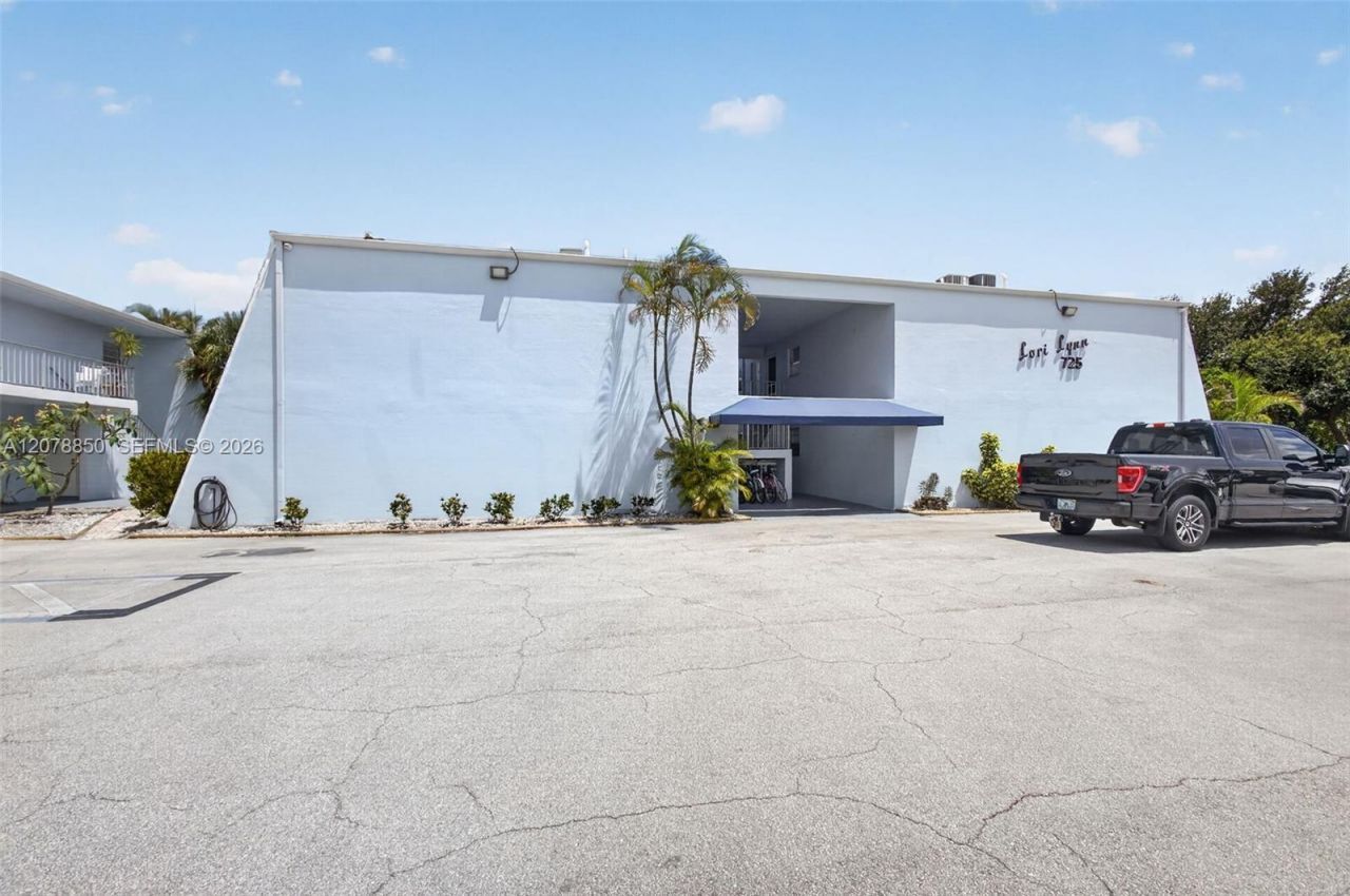 725 Hummingbird Way , Unit 109, North Palm Beach, FL 33408 Photo