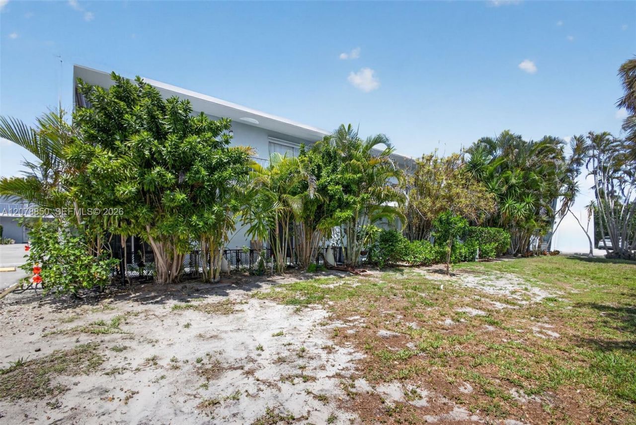 725 Hummingbird Way , Unit 109, North Palm Beach, FL 33408 Photo