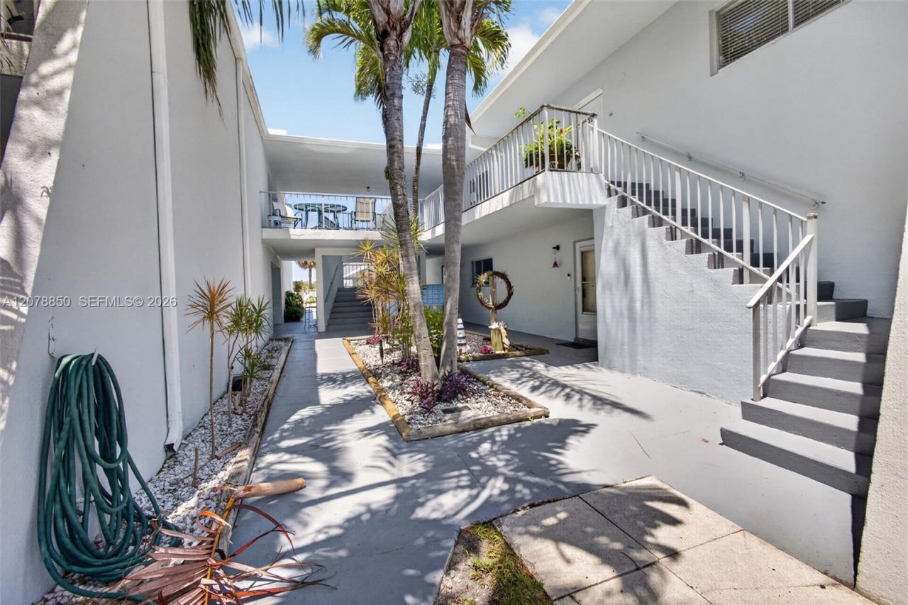 725 Hummingbird Way , Unit 109, North Palm Beach, FL 33408 Photo