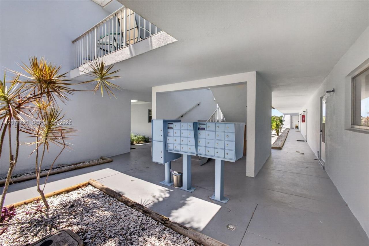 725 Hummingbird Way , Unit 109, North Palm Beach, FL 33408 Photo
