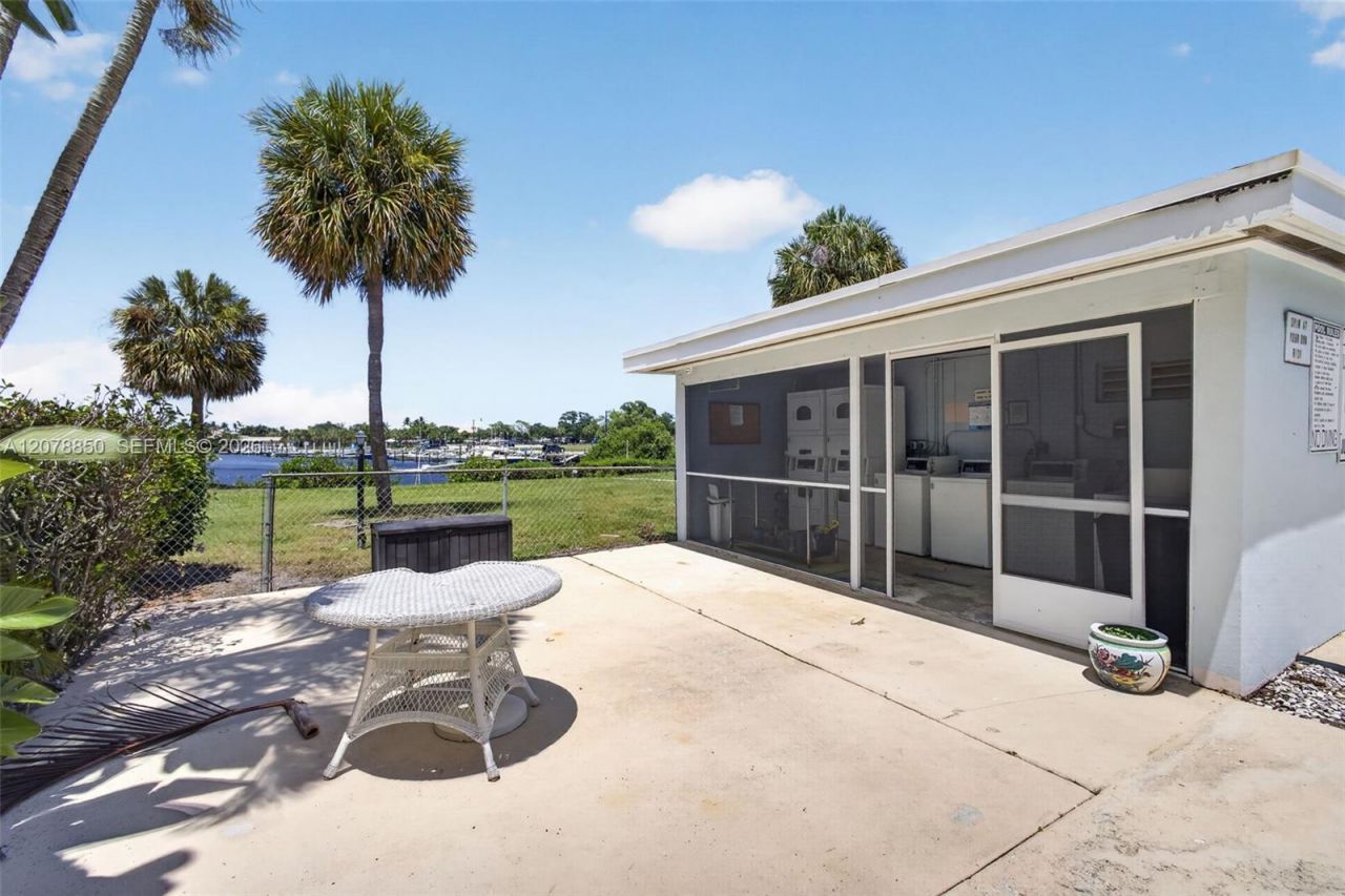 725 Hummingbird Way , Unit 109, North Palm Beach, FL 33408 Photo