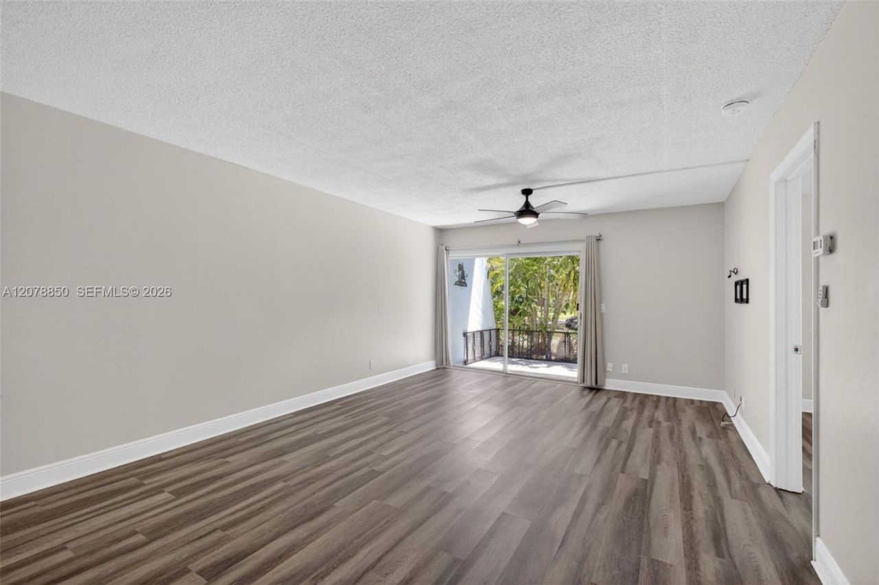 725 Hummingbird Way , Unit 109, North Palm Beach, FL 33408 Photo