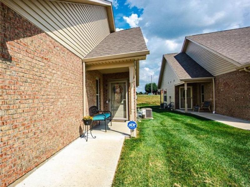 735 Villa Court, Trenton, OH 45067 Photo 4
