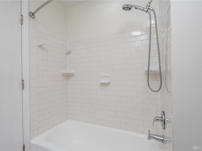 5284 Bittersweet Drive, Washington Township, OH 45429 Photo 23