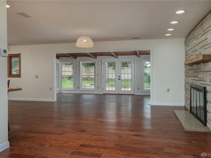 5284 Bittersweet Drive, Washington Township, OH 45429 Photo 4