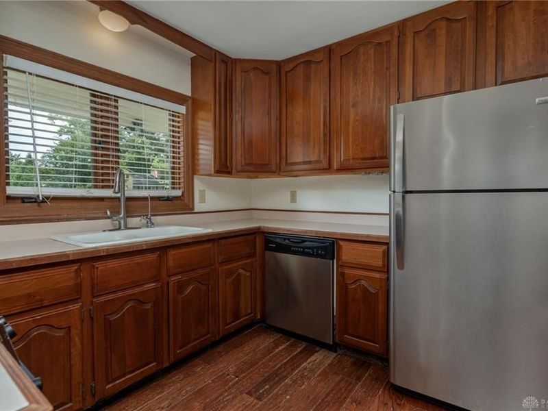 5284 Bittersweet Drive, Washington Township, OH 45429 Photo 9