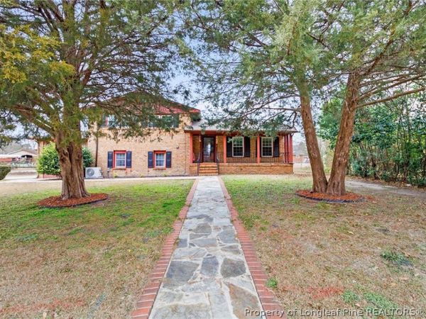 612 Freda Court, Spring Lake, NC 28390