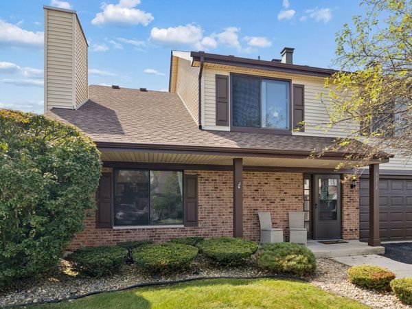 9219 Virginia Court , Unit 901, Orland Park, IL 60462
