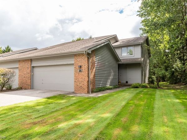 14 Waterford Lane, Beachwood, OH 44122