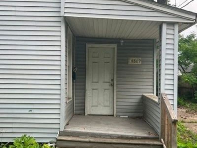 14809 Pepper Avenue, Cleveland, OH 44110 Photo 2